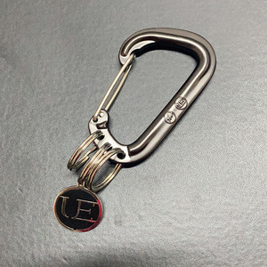 Moschettone in Acciaio al Carbonio di Alta Qualità con Finitura Liscia per Alpinismo e Attività Sportive all'Aperto con Anello Portachiavi - Product Image 5