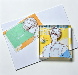 Bloc de <span class=keywords><strong>papier</strong></span> esthétique minimaliste en acrylique, bloc de cristal personnalisé imprimé avec des larmes de personnage, cadeau idéal pour collectionneur - Product Image 4