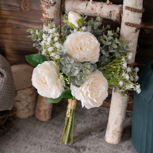 Ramo de Eucalipto y Peonía Artificial Yizhi, Blanco, Decoración para Bodas y Hogar CF01010 - Product Image 2