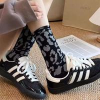 Chaussettes décontractées pour femmes, motif léopard, en spandex/polyester/coton, respirantes, tricotées, pour le printemps, le sport, le quotidien, RETOP