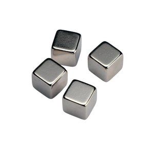 Aimants en néodyme en forme de cube N42 5x5x5mm, néocubes nickelés, aimants en forme de cube en terres rares - Product Image 1
