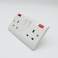 Prise de courant Double jumeaux 13 Amp prise murale interrupteur CE 40000 fois prise 5000 fois AC 110V-250V 50-60HZ 13A mise à la terre Standard