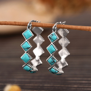 Orecchini a Clip Vintage in Stile Orientale con Motivi Geometrici e Colore Turchese, Gioielli per Orecchie alla Moda per Donne - Product Image 5