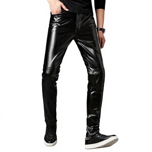 Pantalones de hombre de piel sintética brillante metálica bordada, corte ajustado, tiro medio, cierre de cremallera, transpirables, cortavientos e impermeables, estilo vaquero - Product Image 1