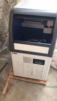 Machine à glaçons automatique commerciale, 120kg/24 heures, pratique