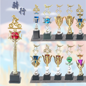 Vente chaude Cyclisme En Plastique Fabrication De Trophée Statue Conception Personnalisé En Plastique Trophée Tasse <span class=keywords><strong>Prix</strong></span> Bon OEM ODM Sport Cyclisme Trophée - Product Image 6