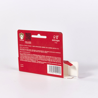 Boîte d'étiquettes suspendues en carton de haute qualité, imprimée offset couleur rouge, découpée, avec trou de suspension, laminée mate, sur le thème des bébés