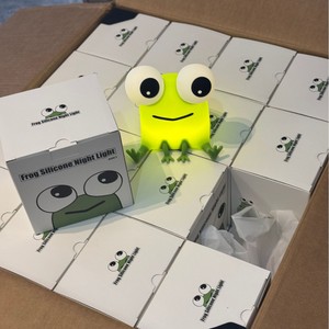 Frog Silicone Night <b>Light</b> Warm <b>Light</b> Tap Control <b>USB</b> Powered <b>LED</b> Kids Room Lamp A061 - Product Image 3
