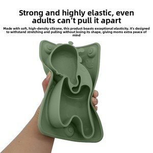 Assiette de sevrage pour bébé en silicone, motif girafe, rectangulaire, compartimentée, antidérapante, facile à nettoyer, avec ventouse - Product Image 4