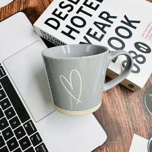 China Manufacturer Painted Heart Detail Porcelain <b>Ceramic</b> <b>Mugs</b> Wholesale High Value White Business Gifts Nordic Style Food Safe - Product Image 1