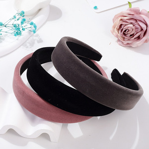 Serre-tête en velours couleur unie style français pour femme, accessoire capillaire rehaussant la silhouette, usage quotidien - Product Image 3