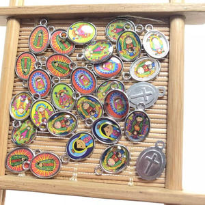 Pendentif en métal époxy Sainte Guadeloupe pour bébé, icône catholique en gros, breloques de chapelet religieux - Product Image 2