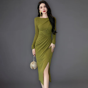 green emerald velvet dress Amazon.com: EASEDAILY Light up Girls Dress Glitter Sequin Green Tulle Mesh  Ruffle LED Casual Dresses for Birthday Party: Clothing, Shoes & Jewelry