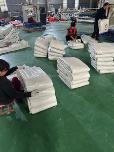 <span class=keywords><strong>Bâche</strong></span> <span class=keywords><strong>de</strong></span> <span class=keywords><strong>piscine</strong></span> légère en PE, imperméable et sécurisée, <span class=keywords><strong>pour</strong></span> la protection des animaux domestiques et des enfants en extérieur - Product Image 4