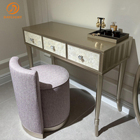 Ensemble de meubles anciens pour hôtel Vintage Retro Bedroom French Personnalisable Wooden European Wooden Classic Villa Wood Dressing Table