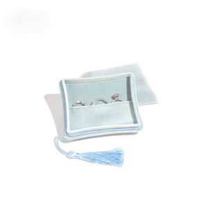 Caja de Joyería de Terciopelo de Lujo con Logotipo Personalizado, Bolsa de Regalo Pequeña para Guardar Anillos, Pulseras y Collares de Viaje - Product Image 3