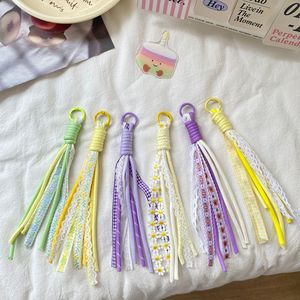 Nouvel Arrivage en Gros : <span class=keywords><strong>Porte</strong></span>-clés en Corde avec Fleurs, Pompons, <span class=keywords><strong>Ruban</strong></span> et Dentelle, Lanière de Téléphone <span class=keywords><strong>DIY</strong></span>, Breloques pour Sac à Main - Product Image 3