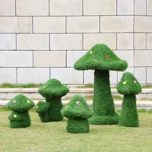 Directo de fábrica al aire libre simulación jardín adornos fibra de vidrio resina hongo escultura Animal flocado hierba Hada estatua - Product Image 1