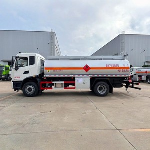 รถบรรทุกน้ำมันดีเซล 12M3 15M3 ยี่ห้อ Dongfeng 4x2 สำหรับบรรทุกน้ำมันดีเซล น้ำมันเบนซิน และการเติมน้ำมันเชื้อเพลิงเชิงพาณิชย์ จากโรงงานผู้ผลิต - Product Image 4
