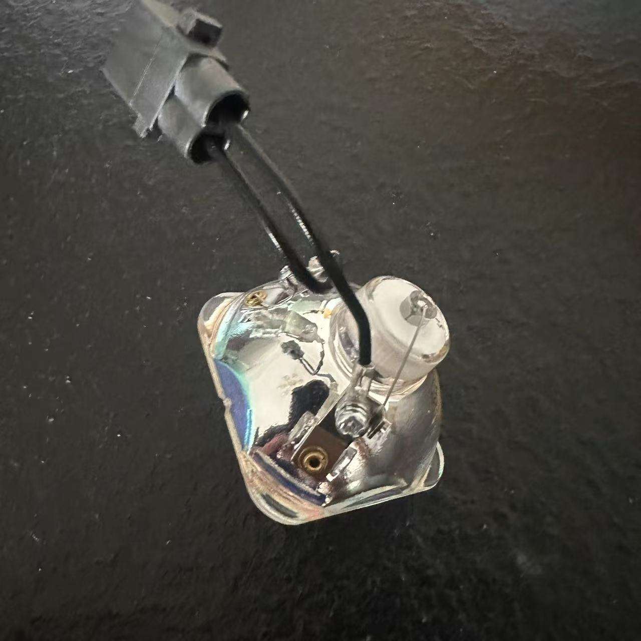 Lampe de meilleure qualité atteignant 95 % de luminosité