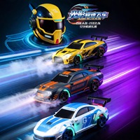 Voiture RC de drift à l'échelle 1:64, version en alliage, avec casque d'anime, super rapide, contrôle par application, lumières et rangement, voiture jouet