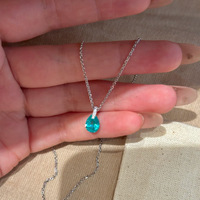 Parure de bijoux élégante en laiton plaqué argent avec cristaux Paraiba CZ taille poire, couleur Menthe Teal, micro-pavé, comprenant collier, bague et boucles d'oreilles, vente en gros
