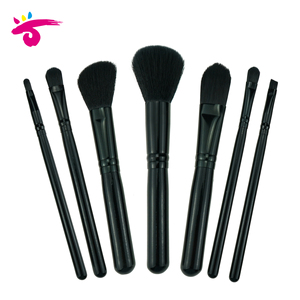 Nouveau <span class=keywords><strong>Amazon</strong></span> Vente Chaude Noir Poudre Fondation <span class=keywords><strong>Fard</strong></span> <span class=keywords><strong>À</strong></span> Paupières Blush Brosse De Maquillage Magnétique - Product Image 1