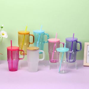 Vaso de Vidrio Esmerilado Transparente para Sublimación de 20 oz con Asa, Taza de 20 oz con Tapas de Bambú y Pajitas de Colores - ¡Venta Caliente! - Product Image 1
