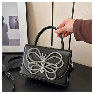 The New Fashion Women's <b>Bag</b> Is a Cute Small Square <b>Bag</b> an Urban Elegant <b>Hot</b> a Small Fragrant Girl <b>Bag</b> - Product Image 3