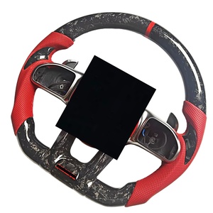 พวงมาลัยหุ้มหนังคาร์บอนไฟเบอร์สีแดงอัพเกรดสำหรับ Mercedes Benz G-Class G Wagon A45 AMG GT 63 G63 AMG G500 G550 <span class=keywords><strong>W202</strong></span> <span class=keywords><strong>W202</strong></span> - Product Image 2