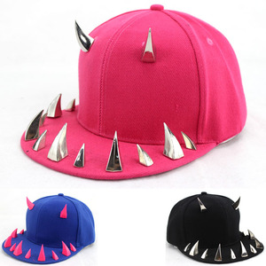 Moda chic Hombres Mujeres sombreros <span class=keywords><strong>de</strong></span> camionero con remaches <span class=keywords><strong>de</strong></span> metal cuernos y dientes <span class=keywords><strong>de</strong></span> lobo Sombrero <span class=keywords><strong>de</strong></span> béisbol <span class=keywords><strong>rap</strong></span> Snapback Flat Bill <span class=keywords><strong>gorras</strong></span> sombrero - Product Image 2
