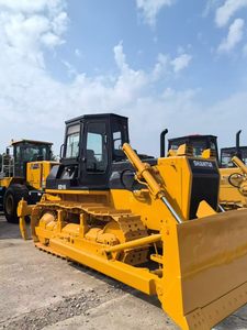 Bulldozer de cadenas SHANTUI SD16 de buena calidad para escenarios de construcción, modelos SD22, SD23, SD32, SD22, SD13, rentable para múltiples aplicaciones. - Product Image 5