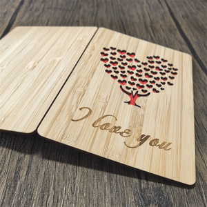 Carte gravée arbre cœur en bois de bambou Love You From Kids cadeau de fête des mères personnalisé fait à la main pour maman femme grand-mère grand-mère - Product Image 3