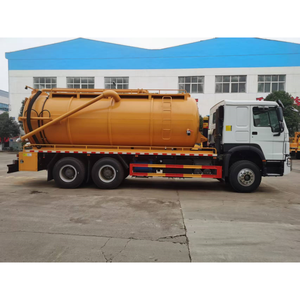 Camion de nettoyage à aspiration et vidange Sinotruk 20cbm à double pont arrière - Product Image 1