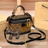 Sacs à main de créateurs de marques renommées, sacs à bandoulière luxueux pour femmes, sacs fourre-tout imperméables à porter en bandoulière