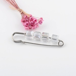 Comércio Exterior Design Moda Cristal Broche Brasão Pinos Acessórios Vestuário Fabricantes Atacado Jóias - Product Image 4
