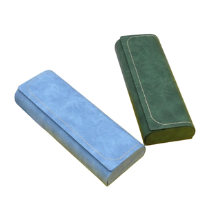 Accessoires de lunettes en gros : Étuis rigides pour lunettes de soleil en vrac, avec gaufrage en fer, matériaux recyclés, finition mate pour la lecture (pour personnes âgées) - Product Image 2