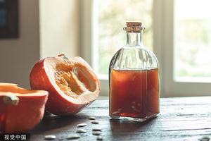 Olio di Semi di Zucca Puro di Grado Alimentare a Marchio Privato, Olio Vegetale Commestibile in Bottiglia, Fornitura di Integratori Alimentari - Product Image 3