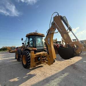 Chargeuse-pelleteuse d'occasion JCB 4cx Cat Chargeur d'occasion avec de courtes heures de travail à vendre - Product Image 3