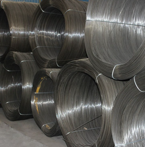 Bobinas de alambre de acero de bajo carbono, 6,0mm de diámetro, 2000 kg/lote, precios a granel para producción de maquinaria industrial - Product Image 1