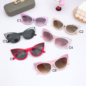 DOISYER all'ingrosso per bambini <span class=keywords><strong>occhi</strong></span> <span class=keywords><strong>di</strong></span> gatto stili simpatici occhiali da <span class=keywords><strong>sole</strong></span> protezione Uv per bambini occhiali da <span class=keywords><strong>sole</strong></span> in plastica per bambini - Product Image 6