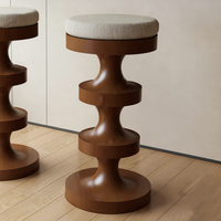 Tabouret de bar haut de gamme en bois massif rétro médiéval avec structure robuste pour bar à domicile et usage commercial