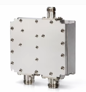Duplexeur interne haute performance 700-4900 MHz à faible perte d'insertion et à isolation élevée, composant d'antenne de station de base - Product Image 1