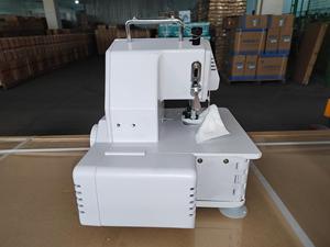 Machine à coudre à point de recouvrement à 3 fils JK257 avec lumière LED et pieds à ventouse puissants, machine à coudre en métal robuste pour divers tissus - Product Image 4