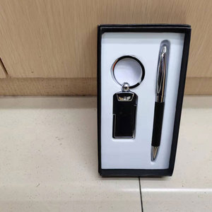 Vente en gros de porte-clés en PU stylos cadeaux pour employés <span class=keywords><strong>d</strong></span>'entreprise coffret cadeau de stylo à bille - Product Image 6