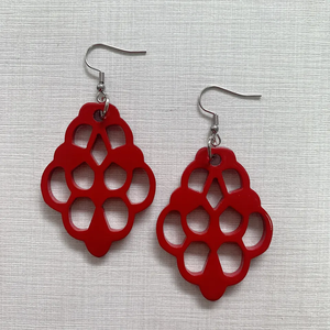 Boucles d'oreilles pendantes en corne du Vietnam écologiques faites à la main avec perle en forme de coeur Offre Spéciale de cadeaux de fêtes de mariage de Style mignon - Product Image 3