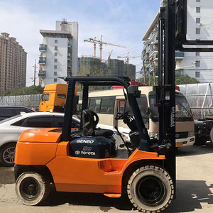 Nouveaux chariots élévateurs Toyota FD30 de 3 tonnes, Toyota Japon, diesel d'occasion pas cher - Product Image 2