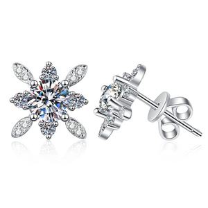 Usine en gros 0.5 CT Moissanite boucles d'oreilles passer diamant Test 925 argent Sterling Starlight reine boucles d'oreilles bijoux pour femmes - Product Image 1