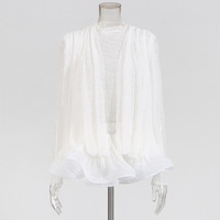 Robes mini chic et transparentes en trois pièces pour femmes, hauts sexy à col rond et manches longues, shorts, tenue de luxe transparente pour célébrités, anniversaire