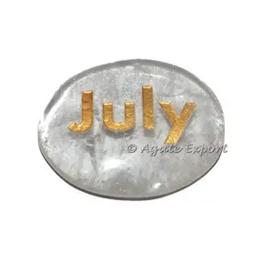 Cristal de cuarzo grabado con palabras de Julio, piedra grabada personalizada - Product Image 1